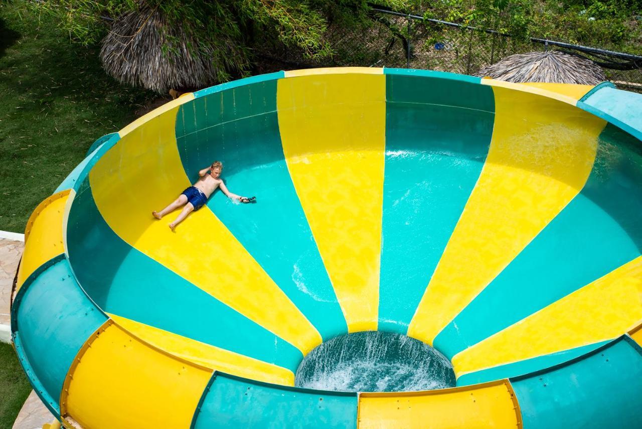 Grand Sirenis Punta Cana Resort & Aquagames Uvero Alto Exterior photo The Tornado